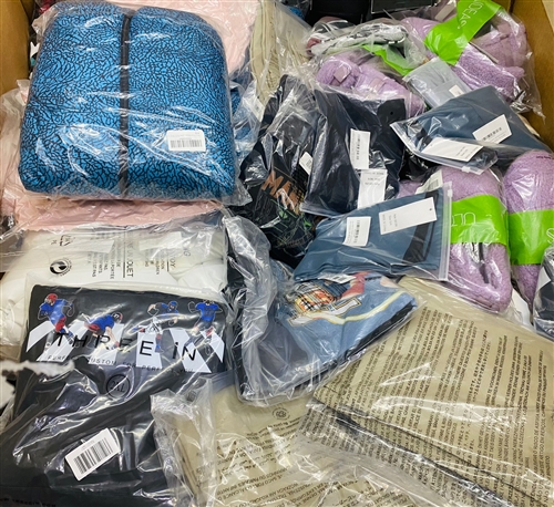 Amazon-Overstock-Clothing-Truckload Amazon Overstock Clothing Truckload